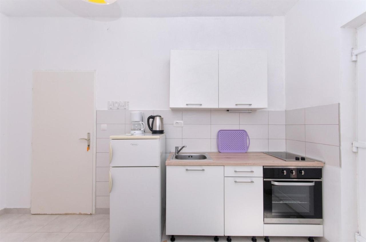 Apartments Paolo Okuklje ภายนอก รูปภาพ