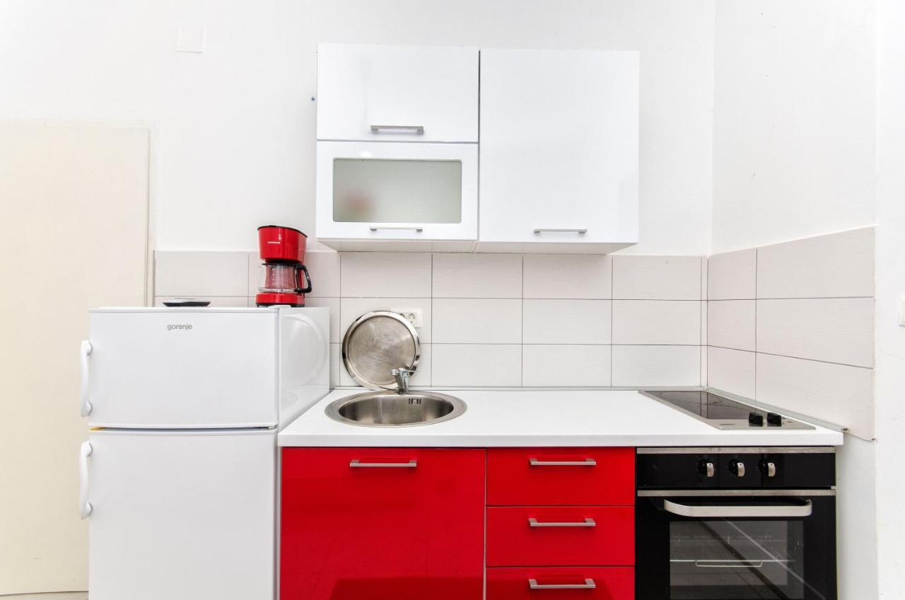 Apartments Paolo Okuklje ภายนอก รูปภาพ